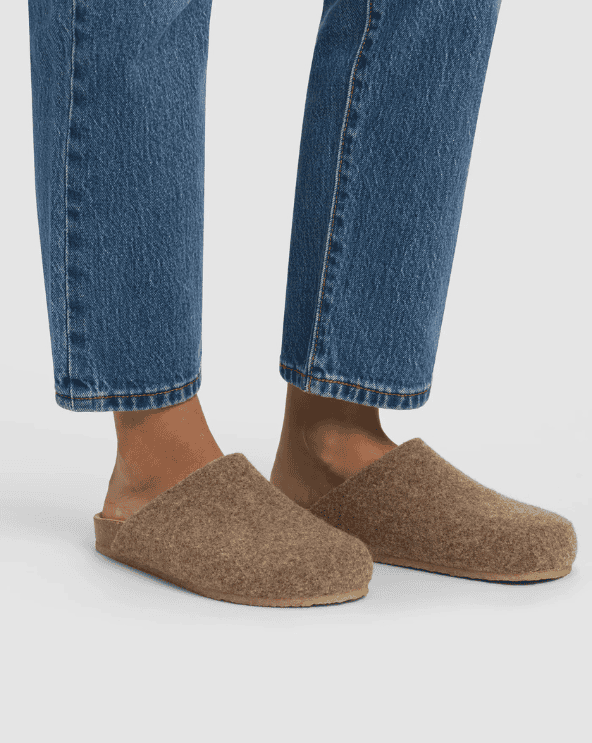 Lakehouse Clog