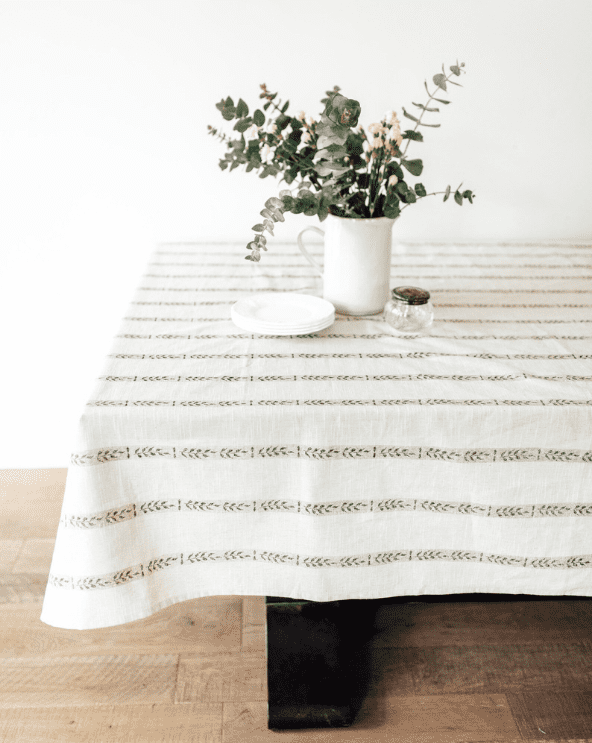 Walnut Leaf Tablecloth